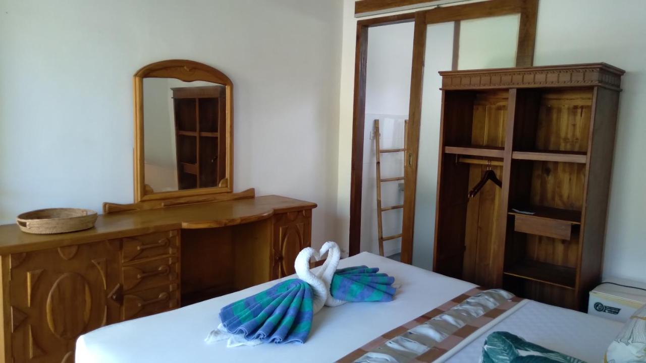 Palm Trees Villas Gili Air Exterior foto