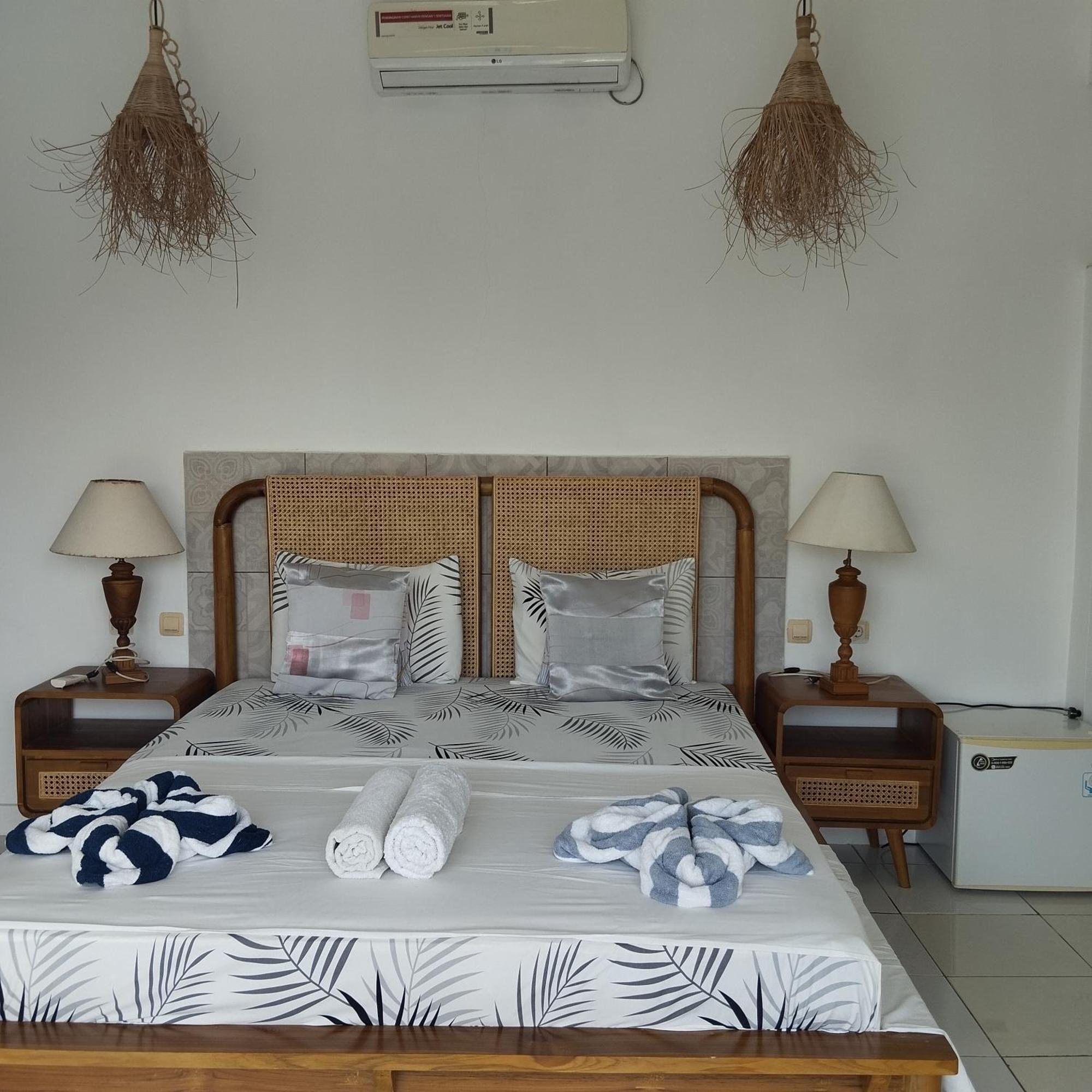 Palm Trees Villas Gili Air Exterior foto